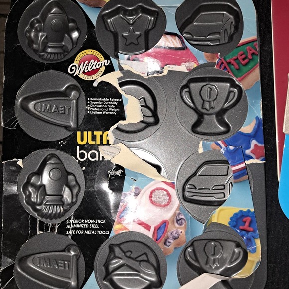 NWT- 2 Cake Pops Cake Pans 24 Pops- Rockets, Cars Cakelets Cookies - Picture 3 of 4